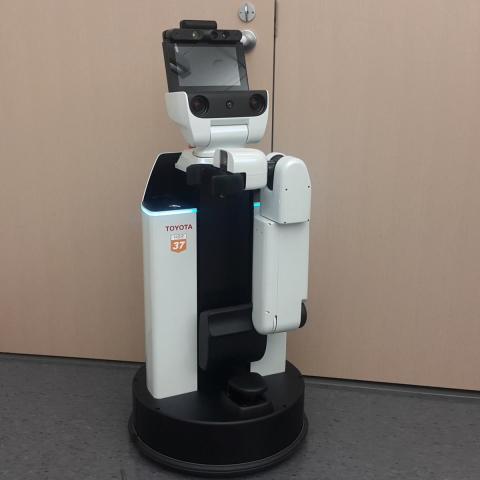 Toyota Support Robot