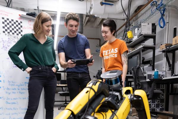 UT Launches Nation’s First Robotics Program for Freshman Applicants