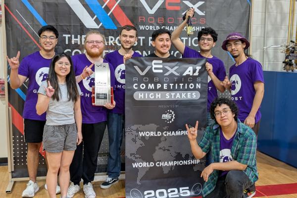 UT Austin’s VEX U Robotics Team Wins 1st Place at VEX AI World Championship
